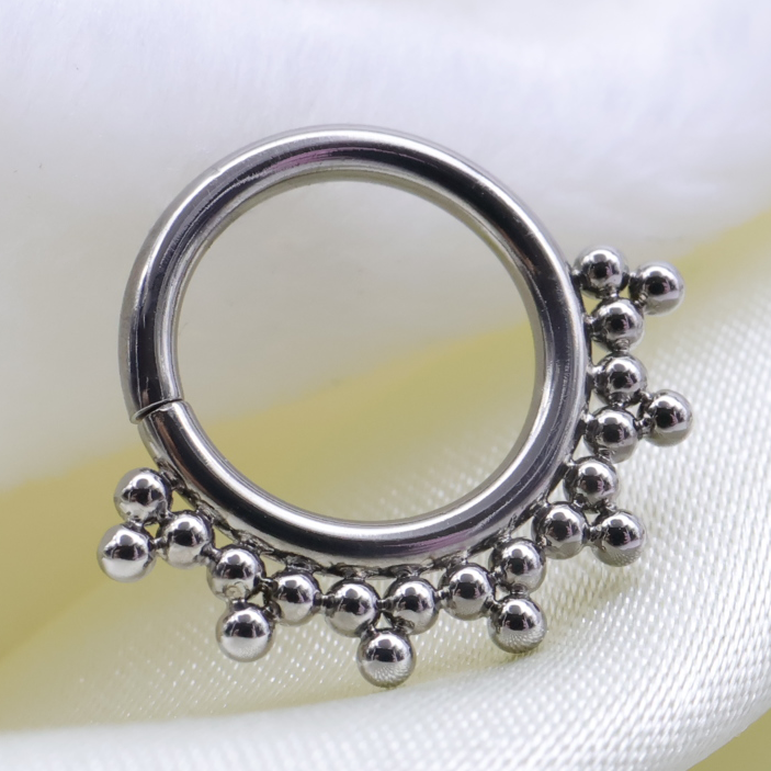 Haute Couture Bijoux Seam Ring A