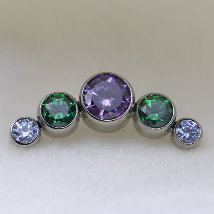 Arc Cluster with Five Gems