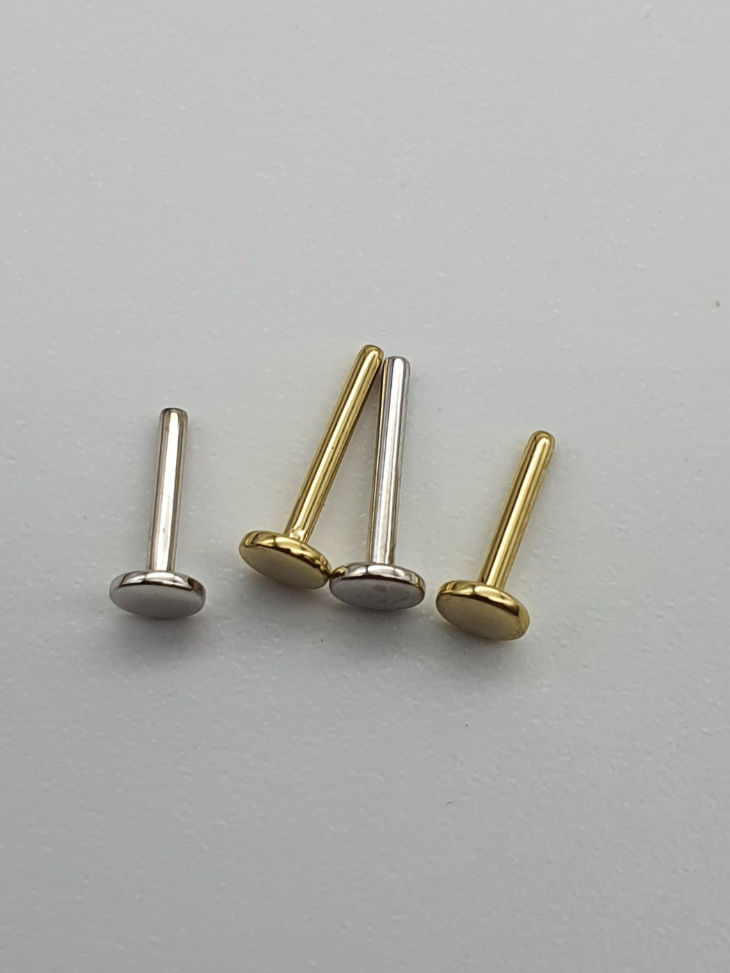 BVLA 18g Flat Back Post Threadless