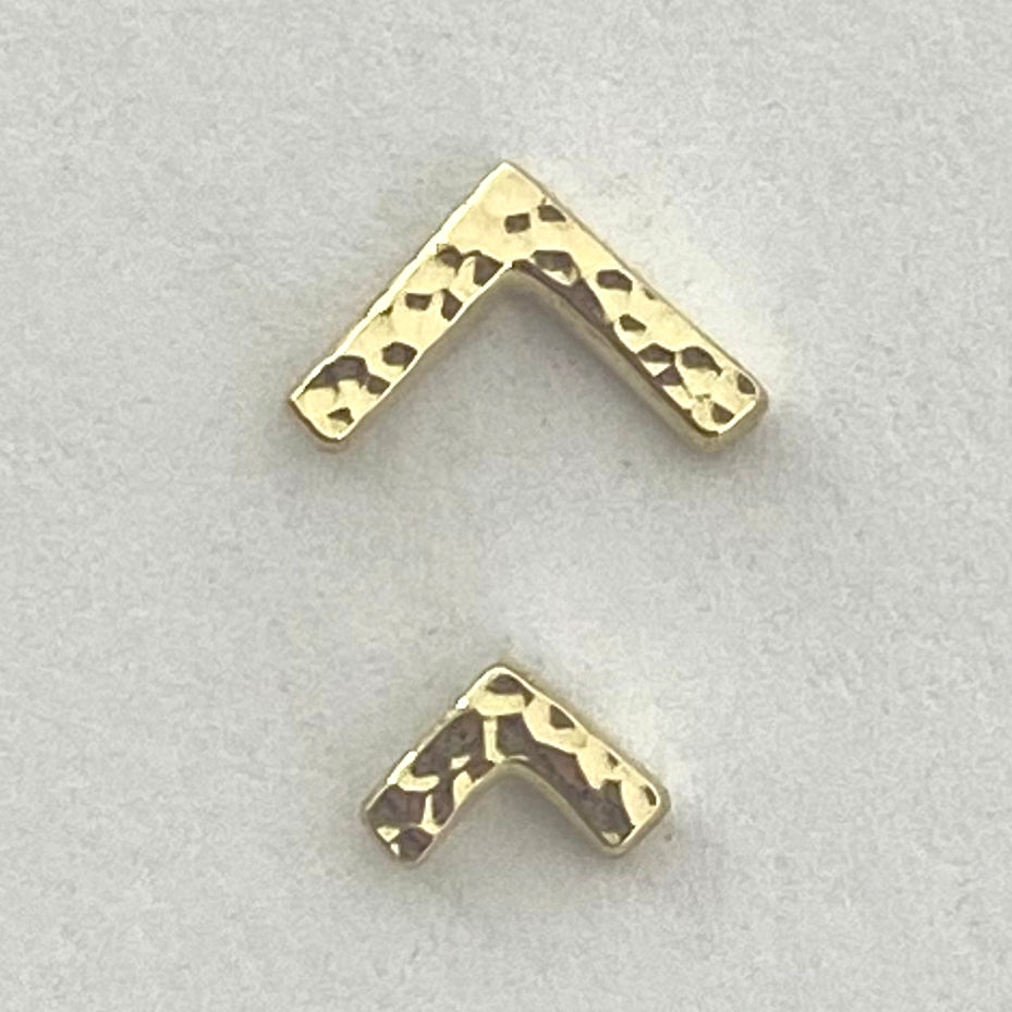 BVLA Hammered Flat V Shape Threadless End